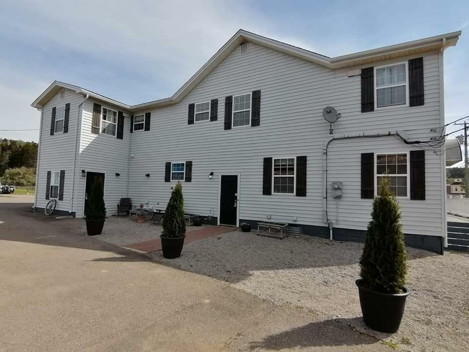 Captain'S Inn Alma Exterior foto